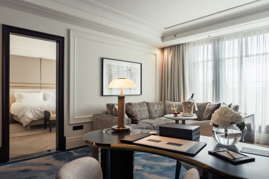 Guest suite workspace and lounge at Breidenbacher Hof Düsseldorf