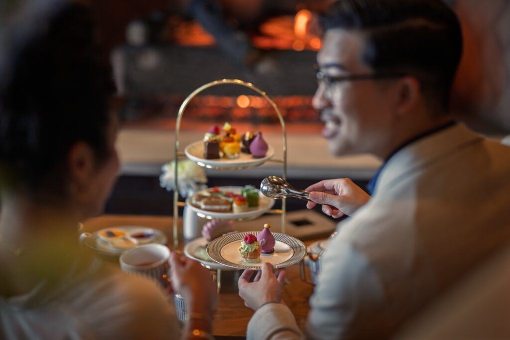 Couple dining at Oak Bay Beach Hotel on Vancouver Island