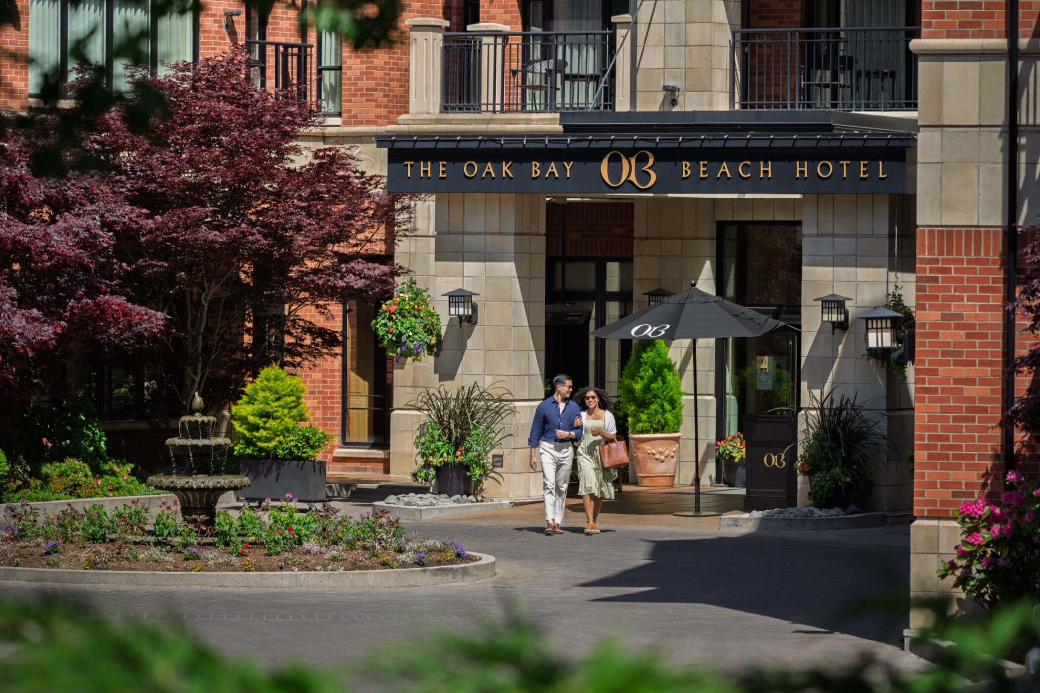 Oak Bay Beach Hotel overlooking the coast near Victoria